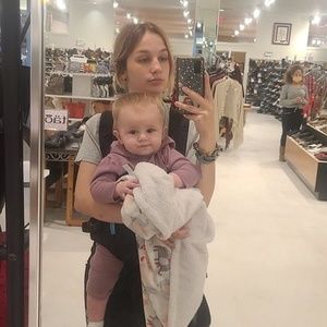 Meet your Posher, Ava